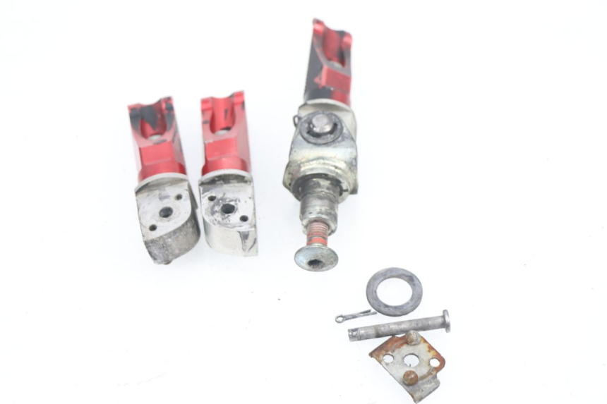 photo de PAIRE CALE PIED ARRIERE KAWASAKI Z S 750 (2003 - 2006)