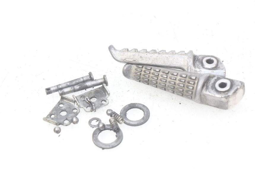 photo de PAIRE CALE PIED ARRIERE KAWASAKI Z S 750 (2003 - 2006)