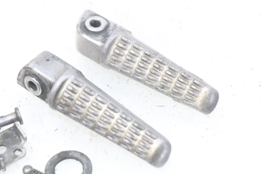 photo de PAIRE CALE PIED ARRIERE KAWASAKI Z S 750 (2003 - 2006)