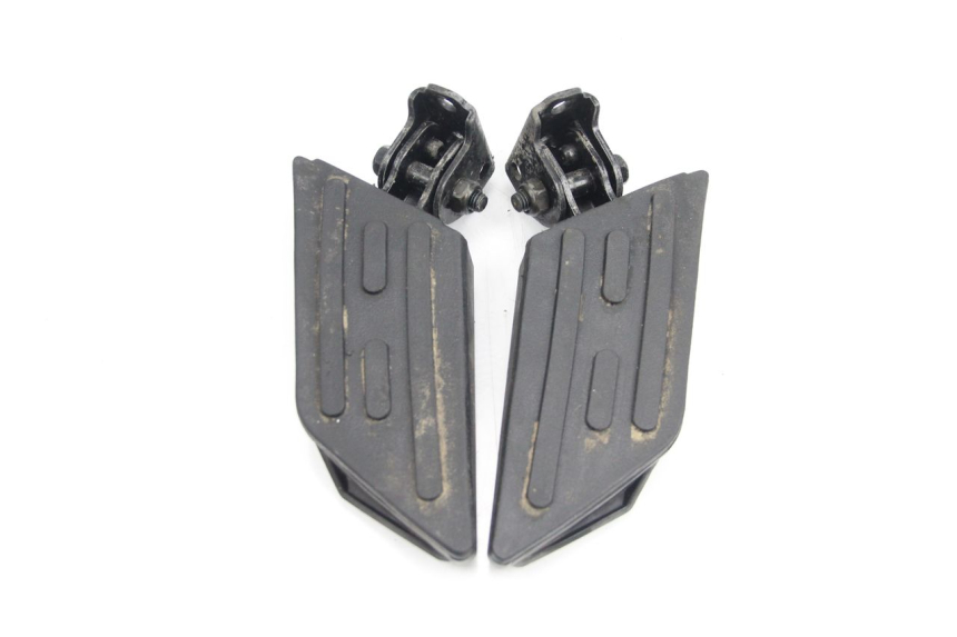 photo de PAIRE CALE PIED ARRIERE PEUGEOT KISBEE 2T 50 (2010 - 2017)