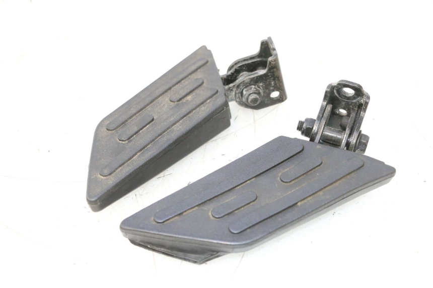 photo de PAIRE CALE PIED ARRIERE PEUGEOT KISBEE 2T 50 (2010 - 2017) - Vue principale