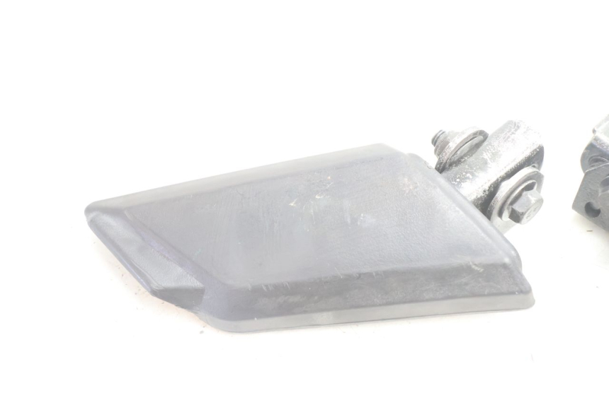 photo de PAIRE CALE PIED ARRIERE PEUGEOT KISBEE 2T 50 (2010 - 2017) - Marquages et références