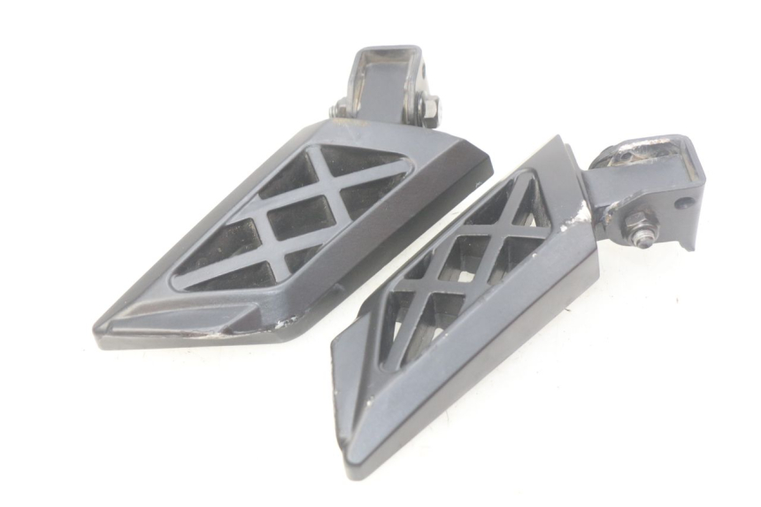 photo de PAIRE CALE PIED ARRIERE PEUGEOT KISBEE 4T 50 (2018 - 2022)