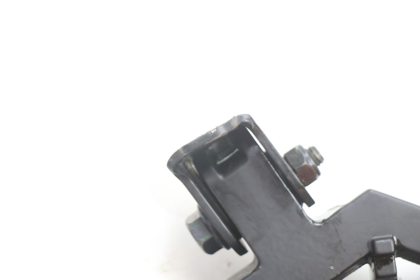 photo de PAIRE CALE PIED ARRIERE PEUGEOT KISBEE 4T 50 (2018 - 2022) - Zoom composants