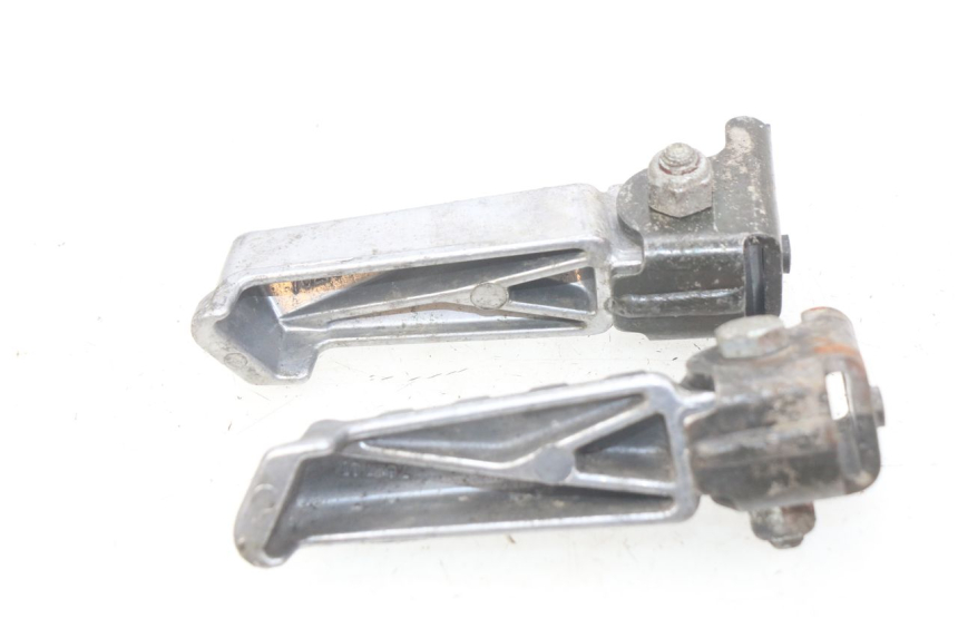 photo de PAIRE CALE PIED ARRIERE PEUGEOT LUDIX BLASTER 50 (2006 - 2014)