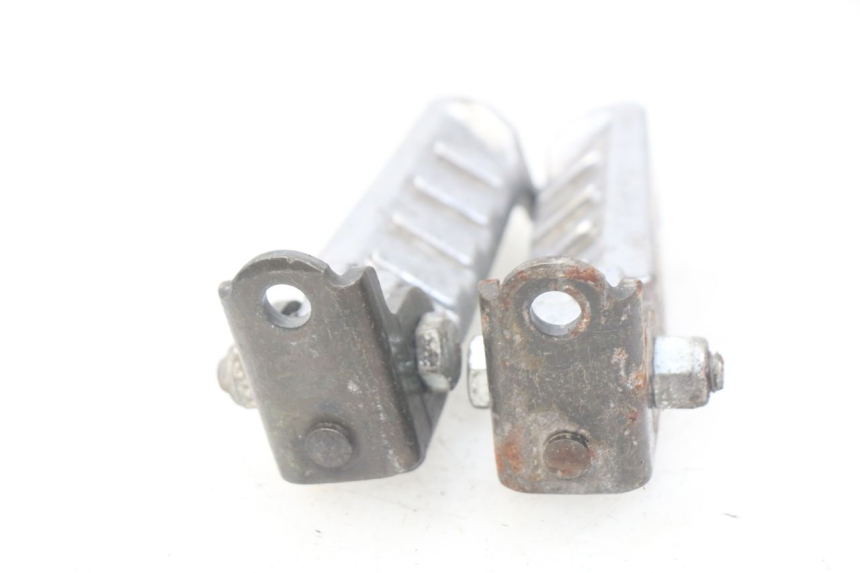 photo de PAIRE CALE PIED ARRIERE PEUGEOT LUDIX BLASTER 50 (2006 - 2014)