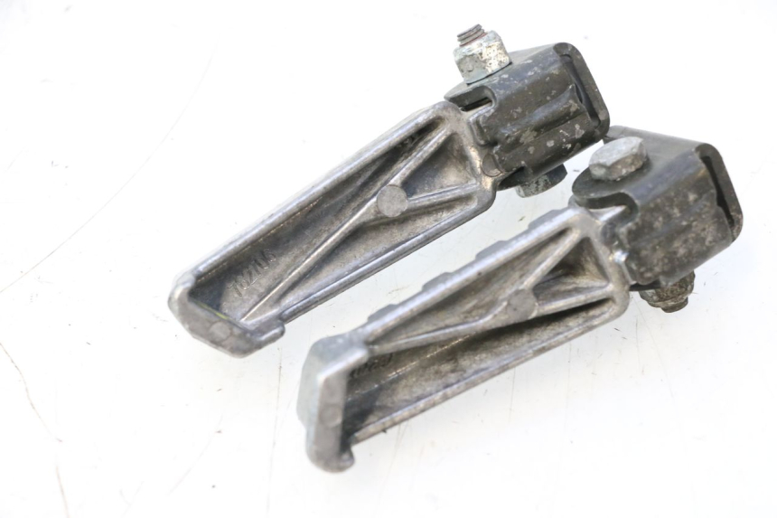 photo de PAIRE CALE PIED ARRIERE PEUGEOT LUDIX SNAKE 2T 50 (2004 - 2014) - Zoom état d’usage