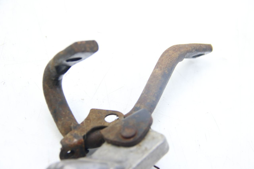 photo de PAIRE CALE PIED ARRIERE SELECT UP OCTALIS 125 (2007 - 2012)