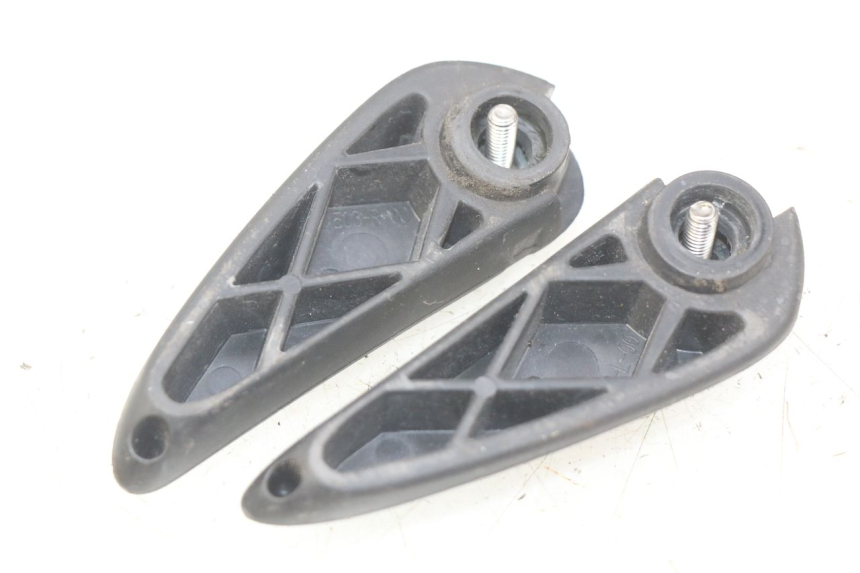 photo de PAIRE CALE PIED ARRIERE MBK OVETTO 2T 50 (2007 - 2017)