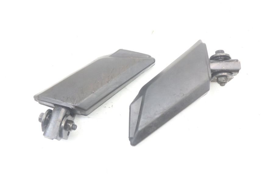 photo de PAIRE CALE PIED ARRIERE PEUGEOT KISBEE 2T 50 (2010 - 2017)