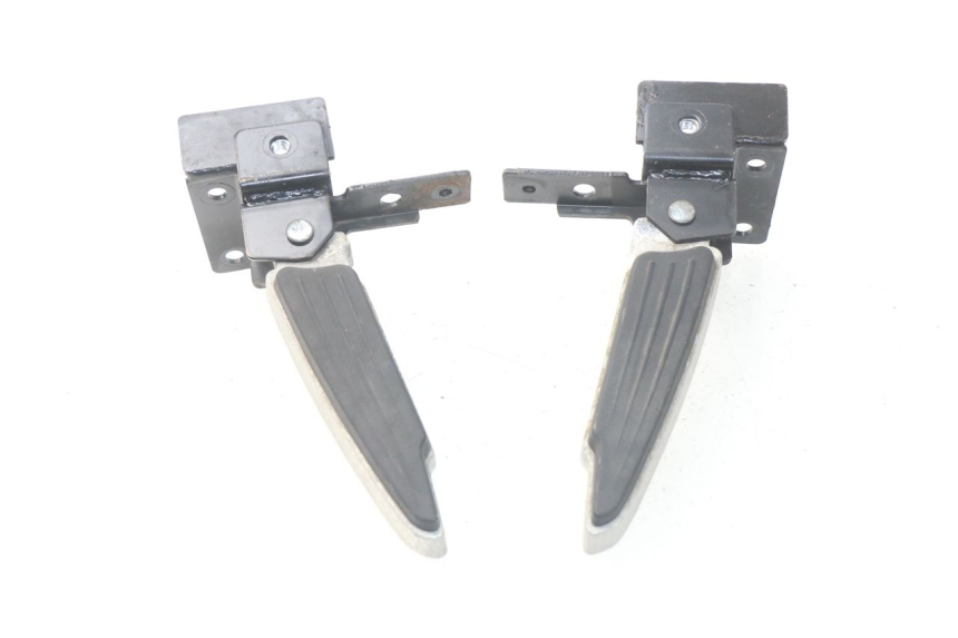 photo de PAIRE CALE PIED ARRIERE PEUGEOT SATELIS 300 (2012 - 2015)