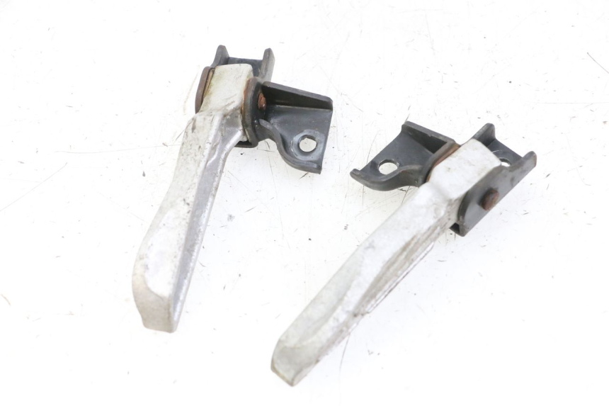 photo de PAIRE CALE PIED ARRIERE PEUGEOT TWEET 4T 50 (2014 - 2019)