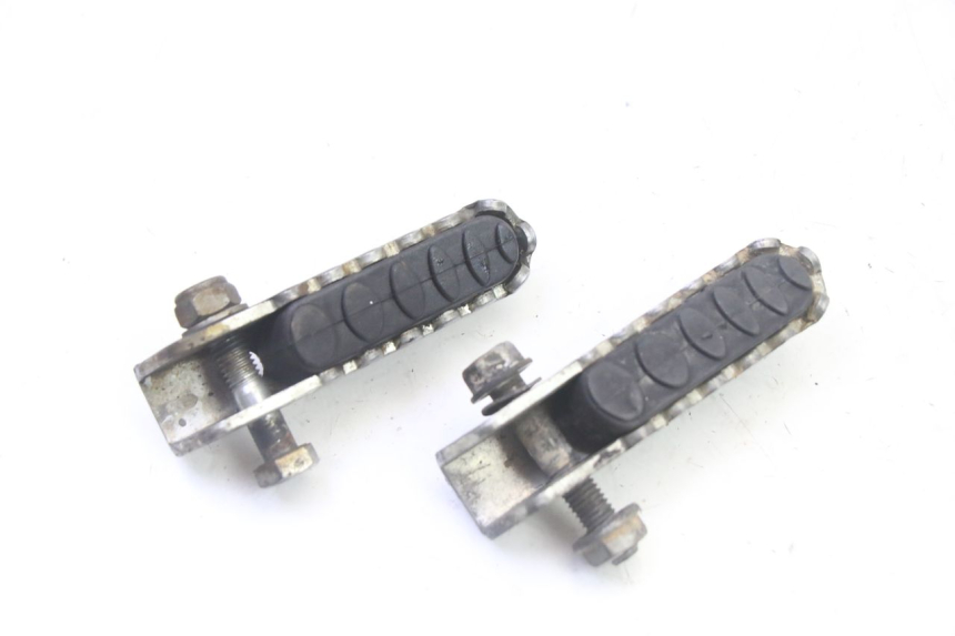 photo de PAIRE CALE PIED ARRIERE DERBI SENDA SM DRD 50 (2008 - 2013)