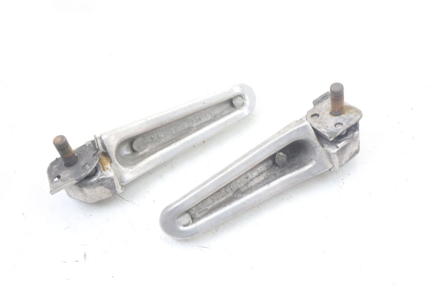 photo de PAIRE CALE PIED ARRIERE SUZUKI SV S 650 (1999 - 2002)