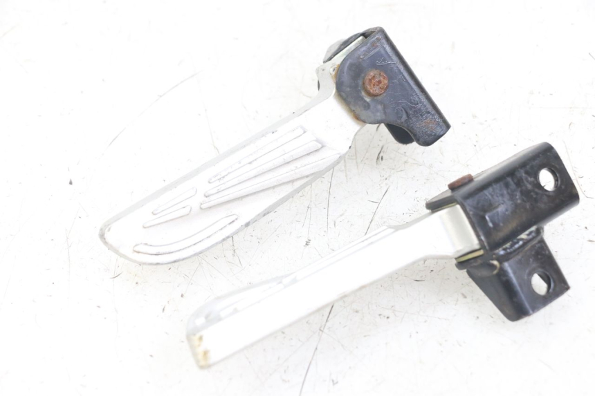 photo de PAIRE CALE PIED ARRIERE SYM FIDDLE 3 III 125 (2014 - 2020)