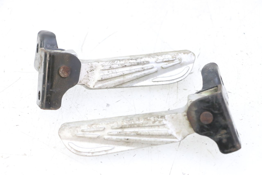 photo de PAIRE CALE PIED ARRIERE PEUGEOT TWEET 4T 50 (2014 - 2019)