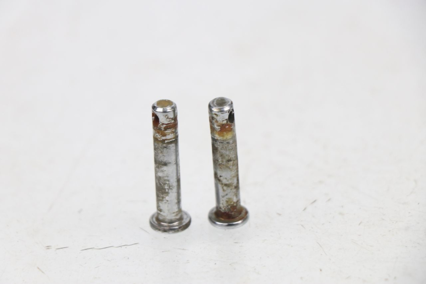 photo de PAIRE CALE PIED ARRIERE KYMCO XCITING 500 (2007 - 2010)