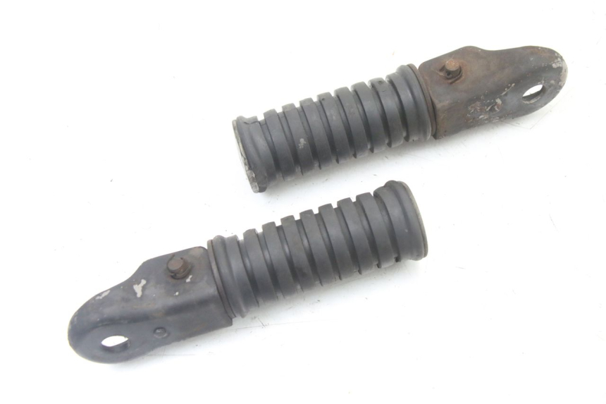 photo de PAIRE CALE PIED ARRIERE YAMAHA SR 125 (1982 - 2003)