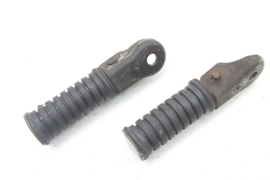 photo de PAIRE CALE PIED ARRIERE YAMAHA SR 125 (1982 - 2003)