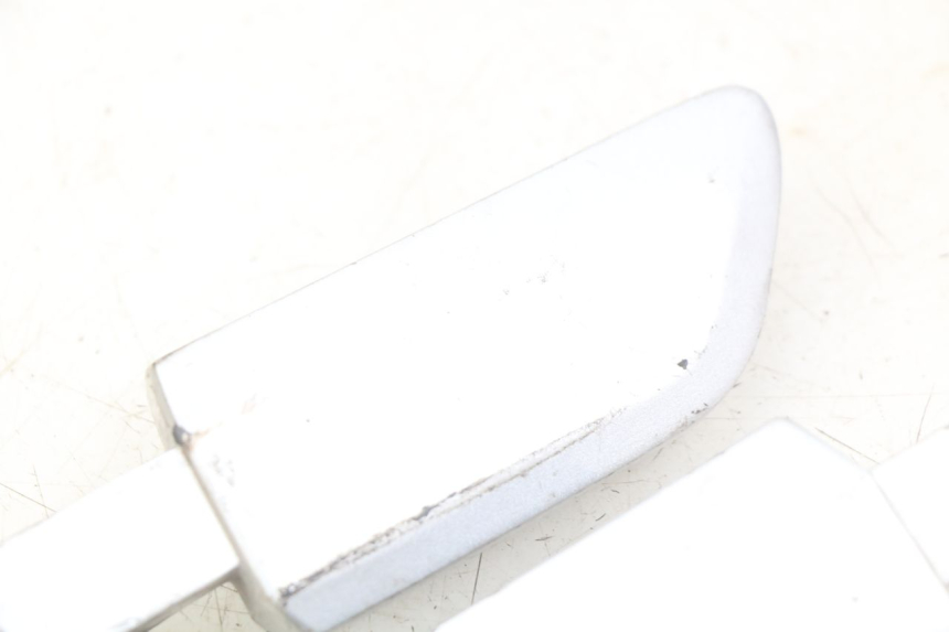 photo de PAIRE CALE PIED ARRIERE YAMAHA X-CITY XCITY 125 (2007 - 2008)