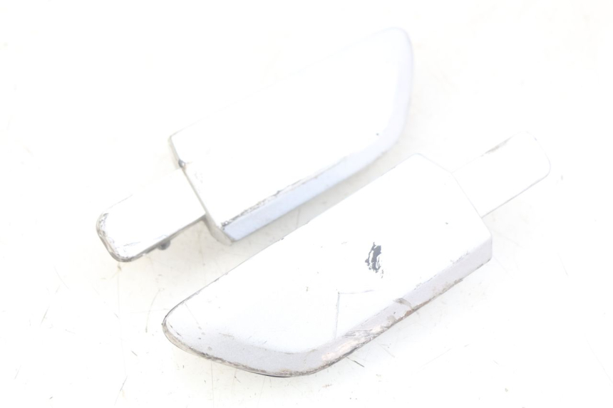 photo de PAIRE CALE PIED ARRIERE YAMAHA X-CITY XCITY 125 (2007 - 2008)