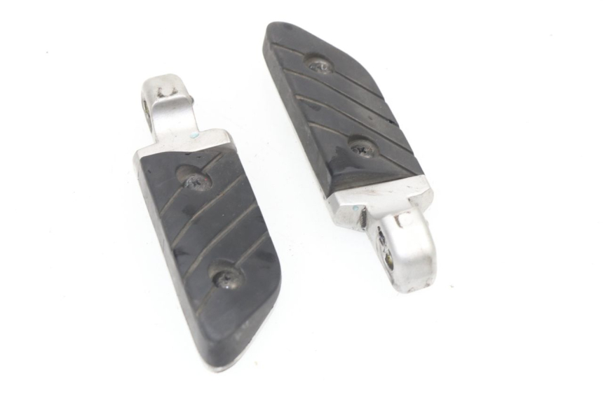 photo de PAIRE CALE PIED ARRIERE YAMAHA X-CITY XCITY 125 (2007 - 2008)