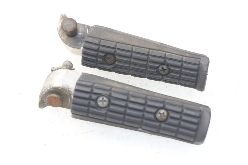 photo de PAIRE CALE PIED ARRIERE YAMAHA XJ600 XJ DIVERSION 600 (1992 - 1997)
