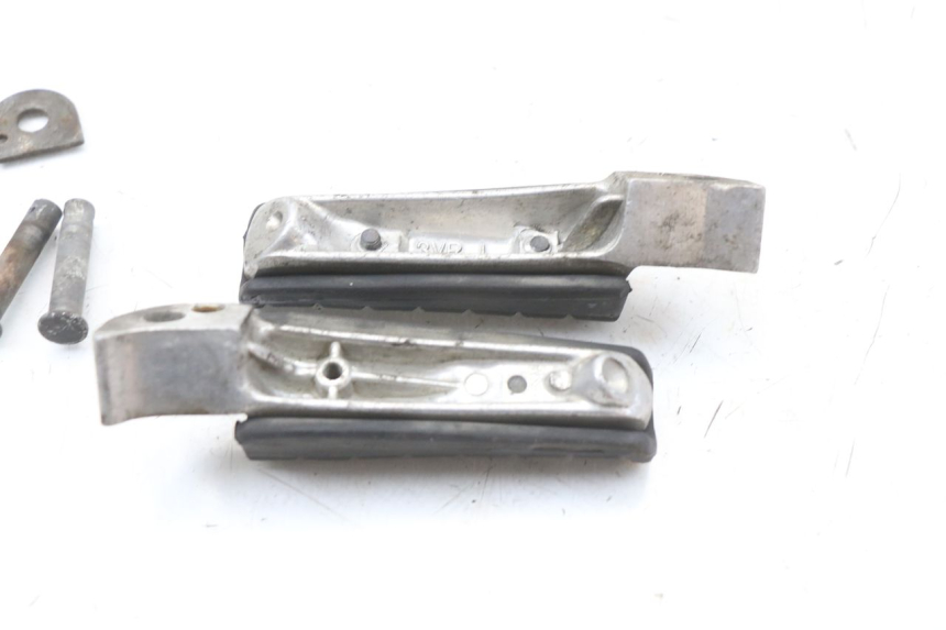 photo de PAIRE CALE PIED ARRIERE YAMAHA XJ600 XJ DIVERSION 600 (1992 - 1997)