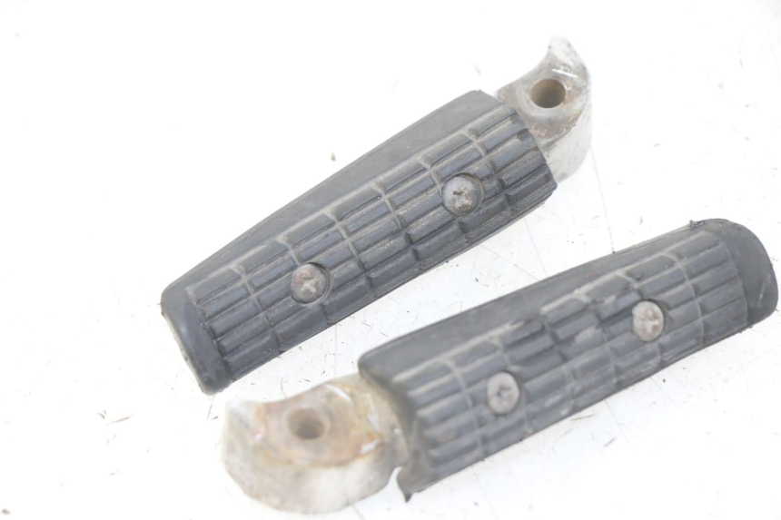 photo de PAIRE CALE PIED ARRIERE YAMAHA XJN DIVERSION 600 (2000 - 2003)