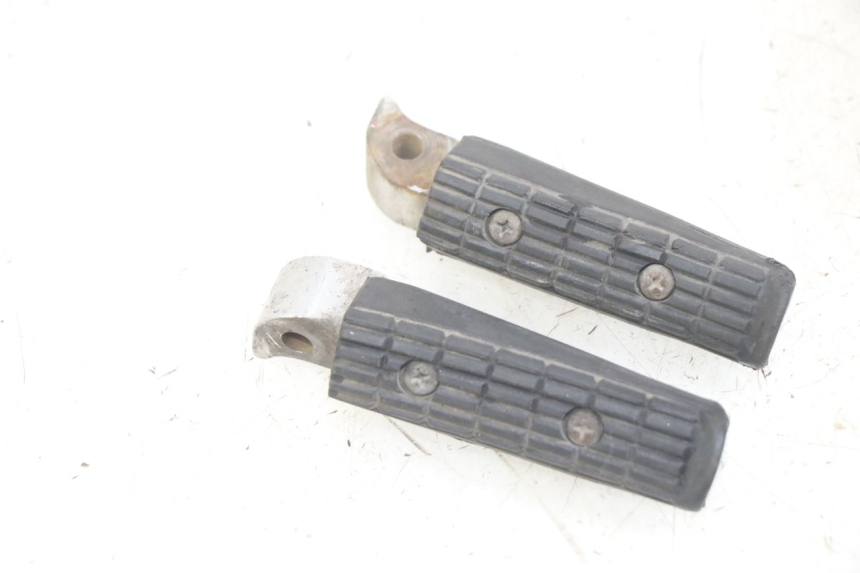 photo de PAIRE CALE PIED ARRIERE YAMAHA XJN DIVERSION 600 (2000 - 2003)