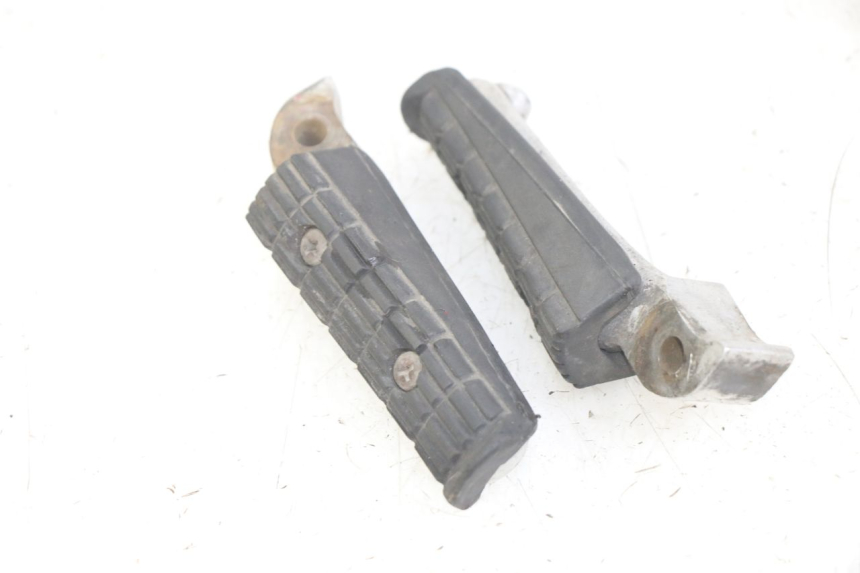 photo de PAIRE CALE PIED ARRIERE YAMAHA XJN DIVERSION 600 (2000 - 2003)