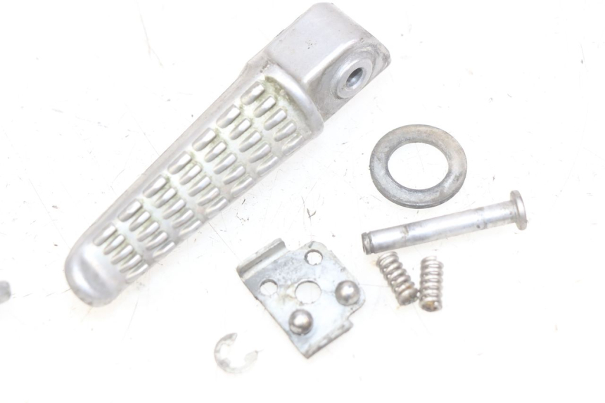 photo de PAIRE CALE PIED ARRIERE KAWASAKI Z 750 (2007 - 2013)