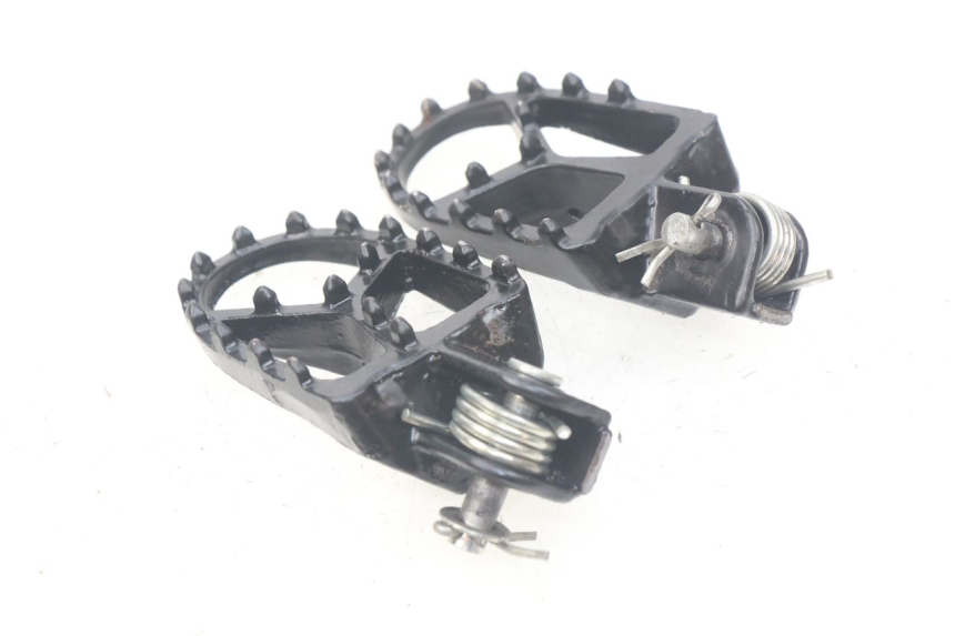 photo de PAIRE CALE PIED AVANT APOLLO RXF 125