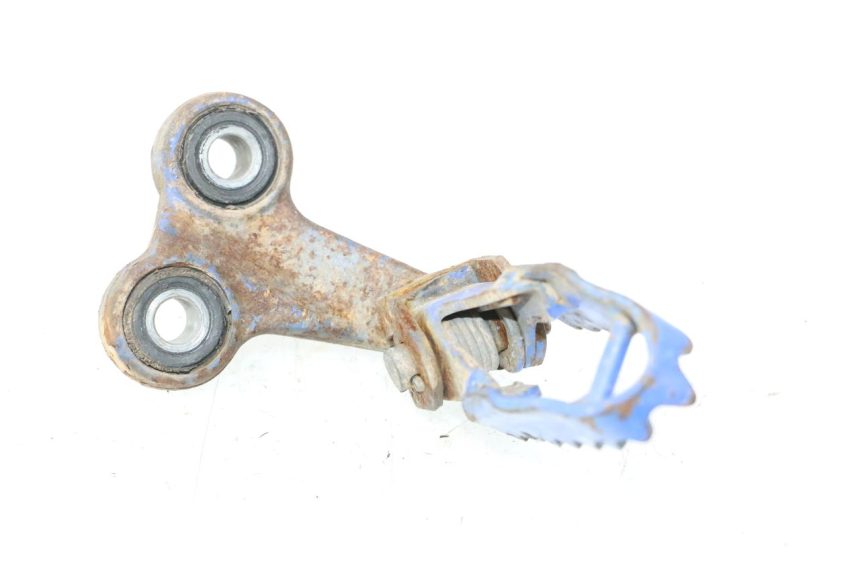 photo de PAIRE CALE PIED AVANT SUZUKI DR S 600 (1985 - 1989) - Points de fixation