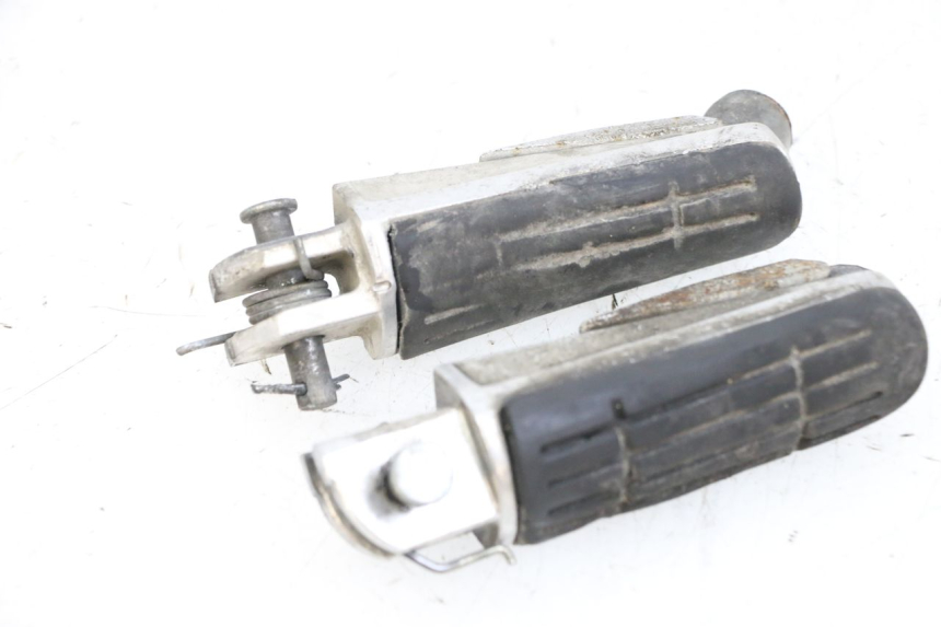 photo de PAIRE CALE PIED AVANT YAMAHA FJR ABS 1300 (2006 - 2012) - Zoom état d’usage