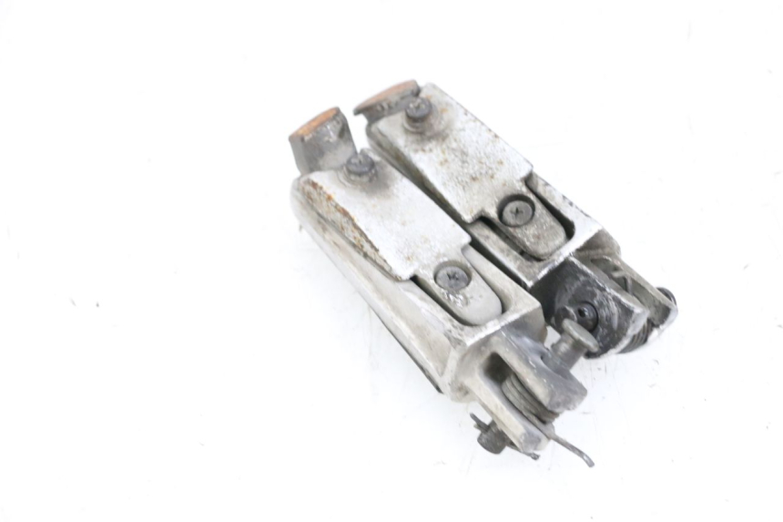 photo de PAIRE CALE PIED AVANT YAMAHA FJR ABS 1300 (2006 - 2012) - Autre angle de vue