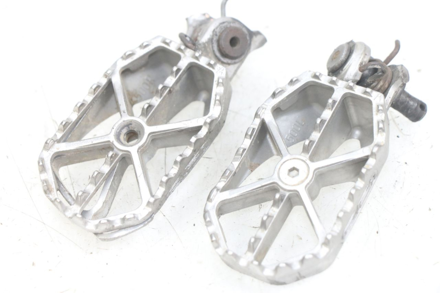 photo de PAIRE CALE PIED AVANT KAWASAKI KXF KX-F 250 (2012 - 2014)