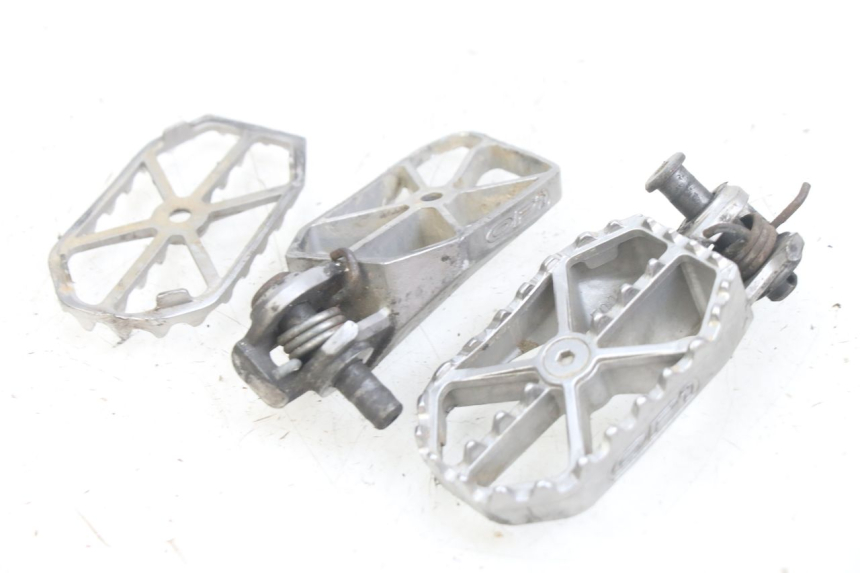 photo de PAIRE CALE PIED AVANT KAWASAKI KXF KX-F 250 (2012 - 2014)