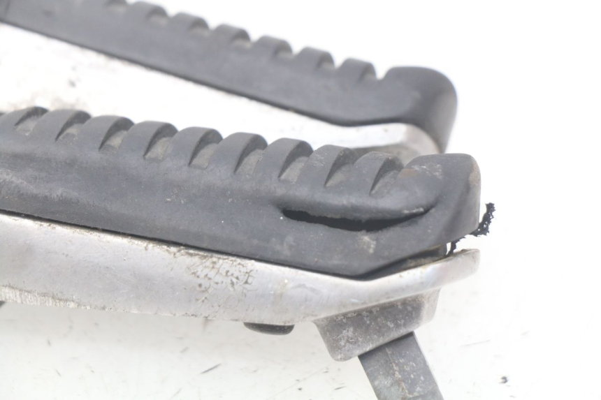photo de PAIRE CALE PIED AVANT KAWASAKI Z S 750 (2003 - 2006)