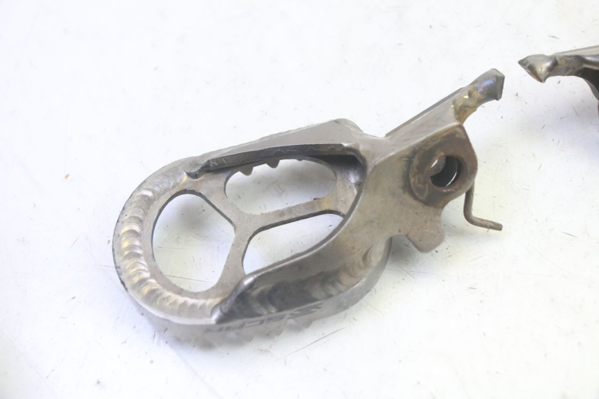 photo de PAIRE CALE PIED AVANT KAWASAKI KXF KX-F 250 (2017 - 2019) - Pièce contrôlée