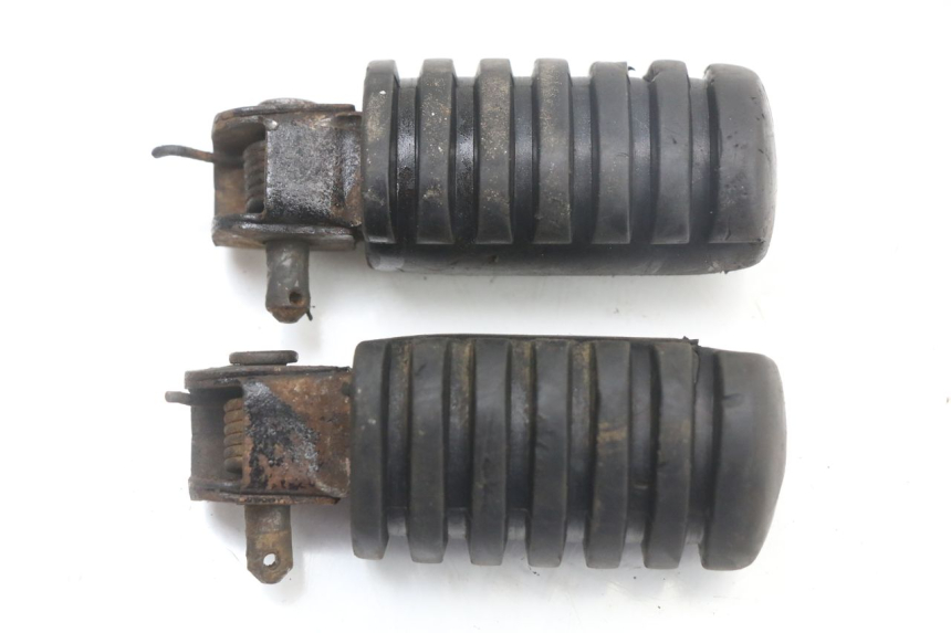 photo de PAIRE CALE PIED AVANT YAMAHA PW 80 (1983 - 2014)