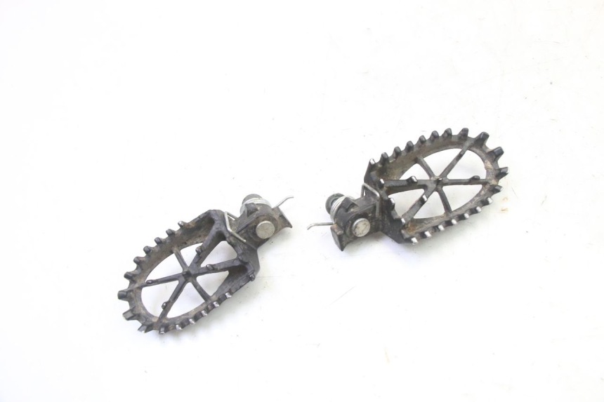 photo de PAIRE CALE PIED AVANT APOLLO RFZ 150