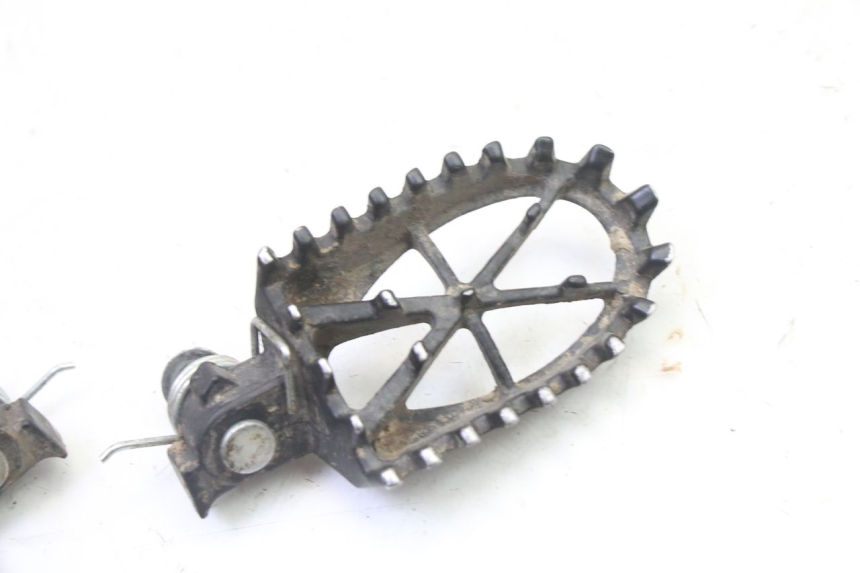 photo de PAIRE CALE PIED AVANT APOLLO RFZ 150