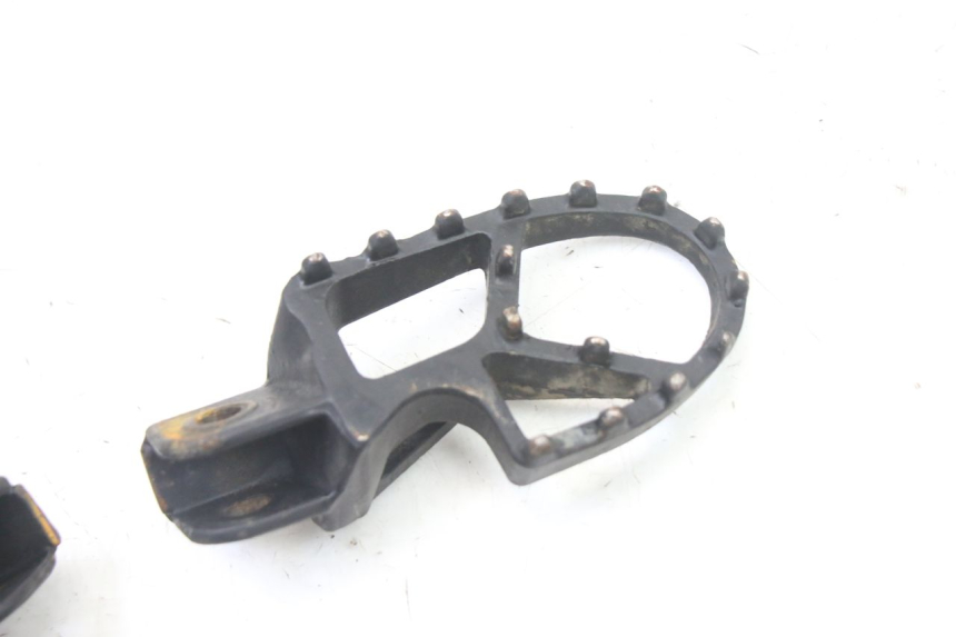 photo de PAIRE CALE PIED AVANT APOLLO RXF 125