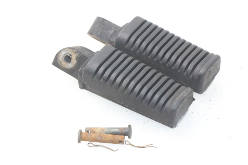 photo de PAIRE CALE PIED AVANT MASH SEVENTY FIVE 125 (2013 - 2021) - Autre angle de vue