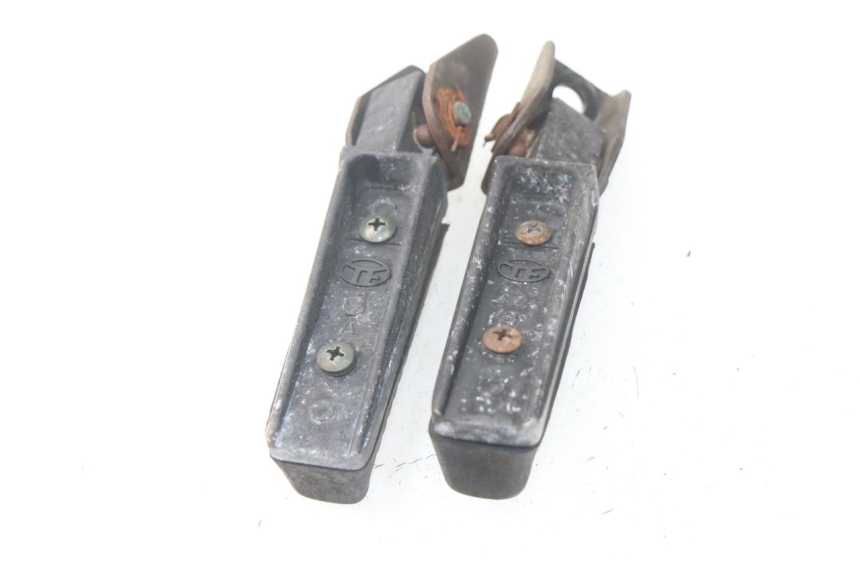 photo de PAIRE CALE PIED AVANT MASH SEVENTY FIVE 125 (2013 - 2021) - Vue d’ensemble