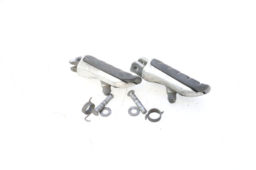 photo de PAIRE CALE PIED AVANT HONDA ST PAN EUROPEAN 1100 (1990 - 2002) - Zoom état d’usage