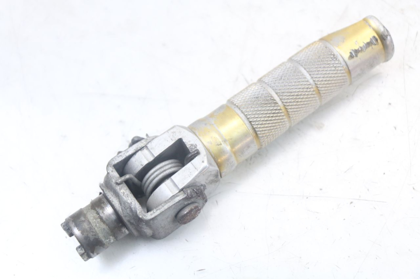 photo de PAIRE CALE PIED AVANT SUZUKI SV N 650 (1999 - 2002)