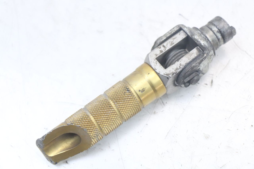 photo de PAIRE CALE PIED AVANT SUZUKI SV N 650 (1999 - 2002)