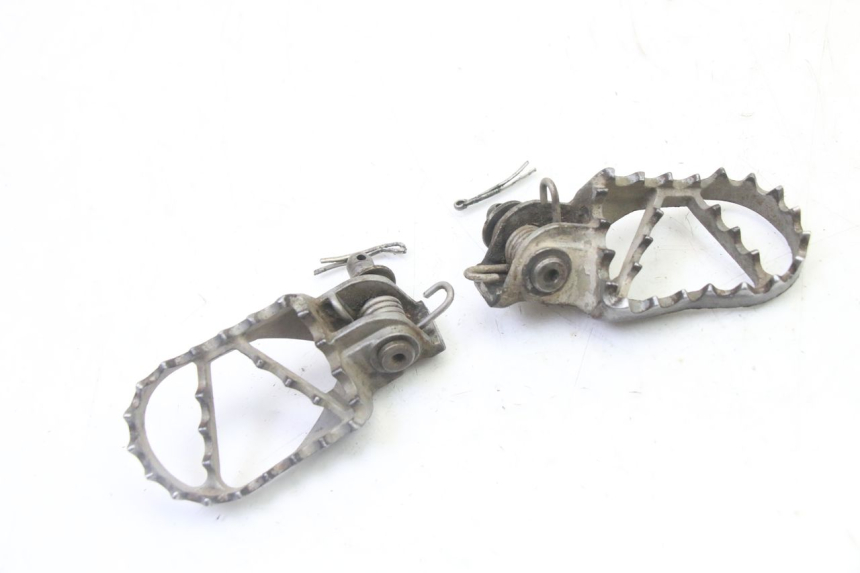 photo de PAIRE CALE PIED AVANT KTM SX 85 (2013 - 2017)